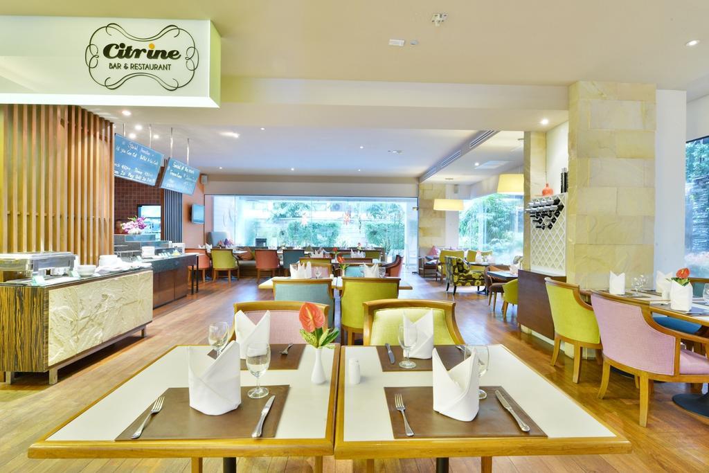 בנגקוק St. James Hotel מראה חיצוני תמונה