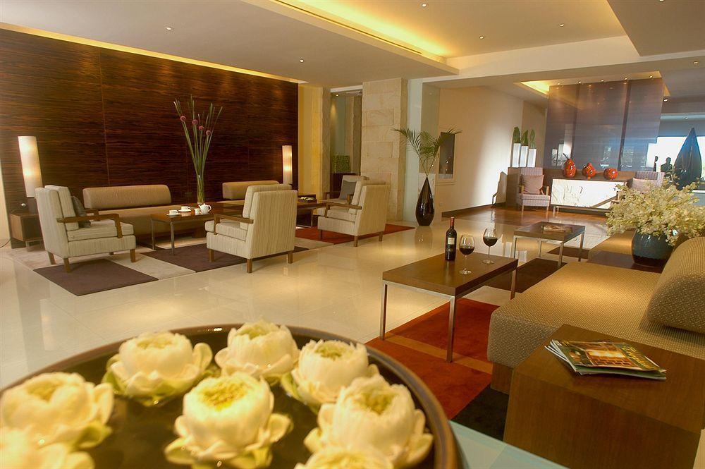 בנגקוק St. James Hotel מראה חיצוני תמונה